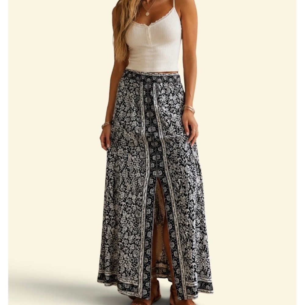 Long Tall Sally Sz 16 Black Floral Slit Pull On Maxi Skirt Cottage Boho Feminine